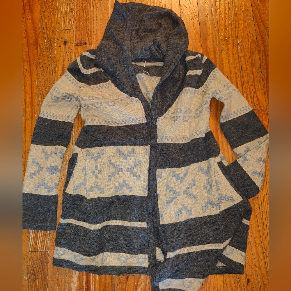 Willow & Clay S sweater cardigan small NWOT